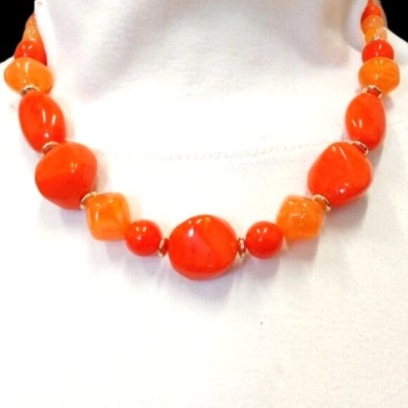 Orange bead necklace earring set with large chunky beads and gold accents - Picture 10 of 12